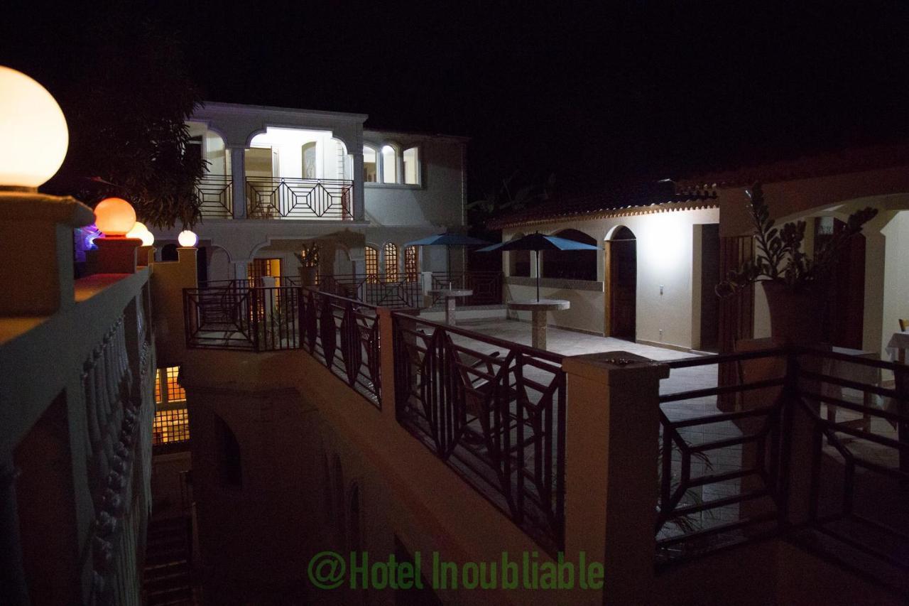 Hotel Inoubliable Cotterelle Екстериор снимка