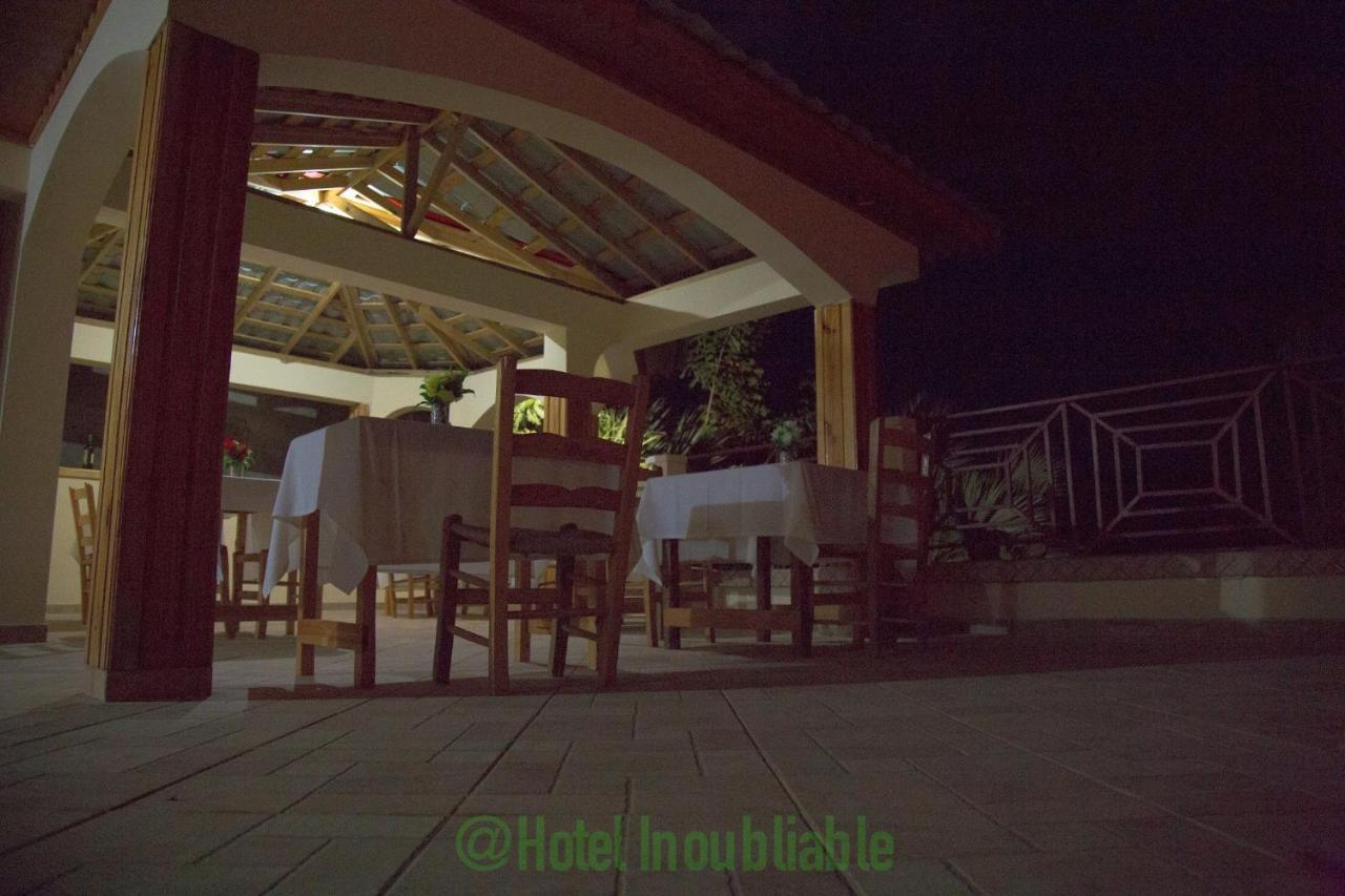 Hotel Inoubliable Cotterelle Екстериор снимка