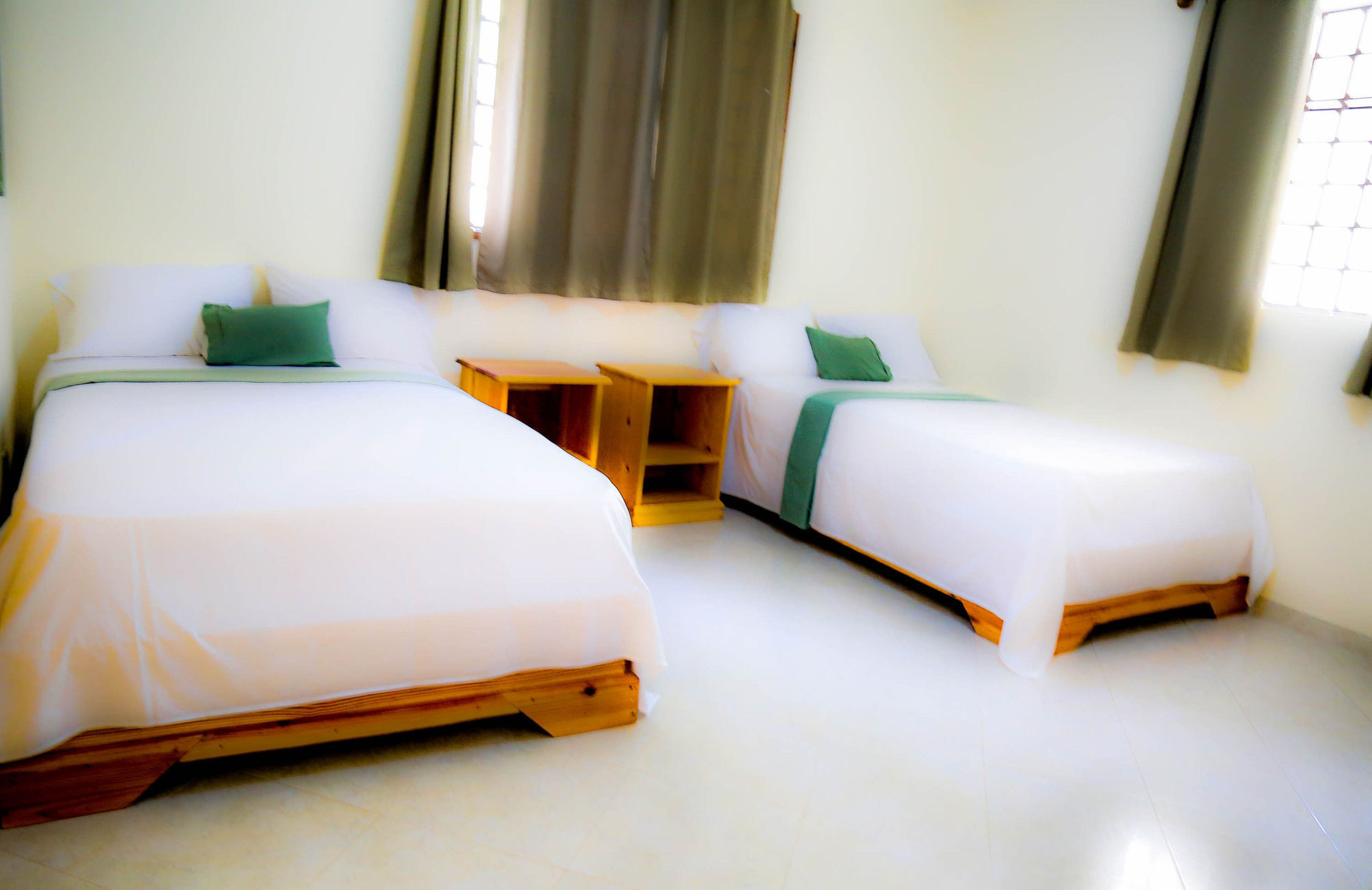 Hotel Inoubliable Cotterelle Екстериор снимка