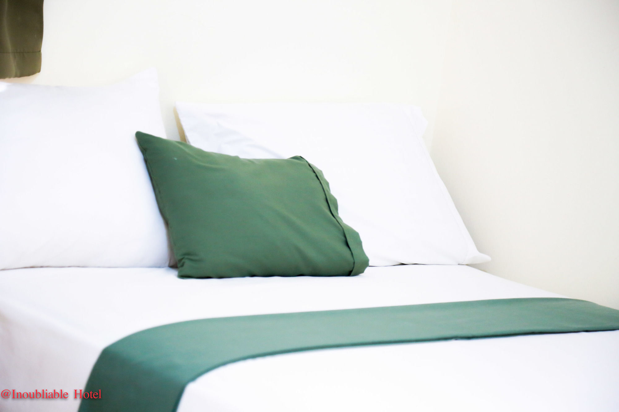Hotel Inoubliable Cotterelle Екстериор снимка